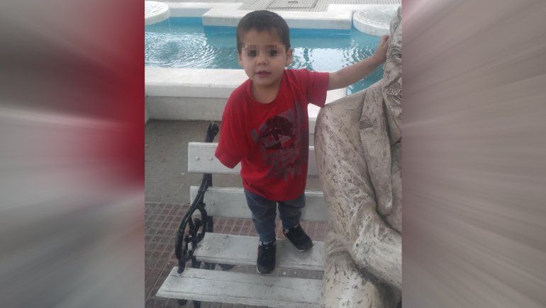 Metió su brazo a un secarropa y se lo tuvieron que amputar: su familia pide ayuda