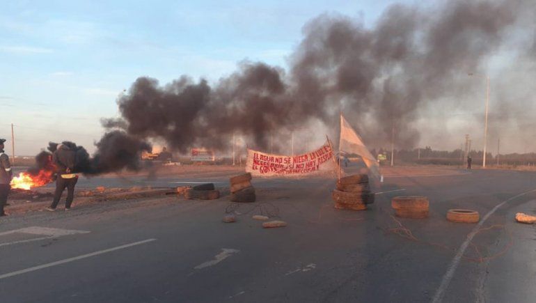 Vecinos de Vista Alegre cortan Ruta 7 en reclamo por seguridad