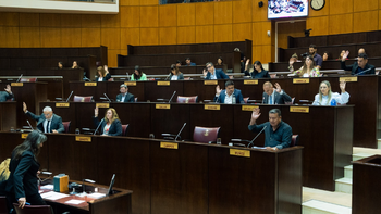 la legislatura confirmo tres funcionarios para el gobierno de rolando figueroa la legislatura confirmo tres funcionarios para el gobierno de rolando figueroa