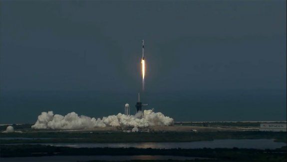 EEUU: histórico lanzamiento para una nueva carrera espacial