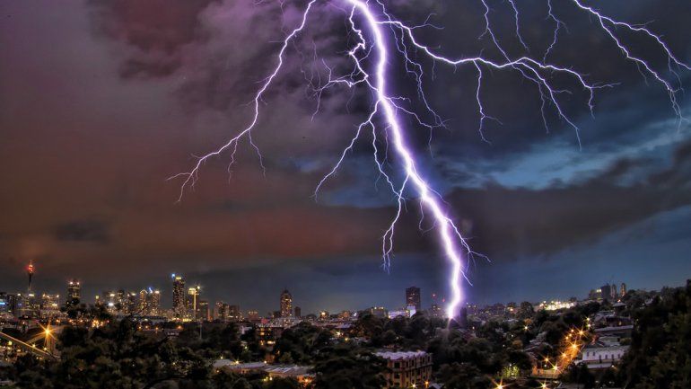 Con la lluvia y el viento