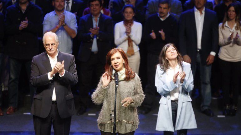 Cristina lanzó su campaña: No me voten a mí, vótense a ustedes mismos
