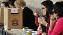 Foto ilustrativa de las PASO. La autoridad de mesa investigada ofreció 70 mil pesos como donación. 