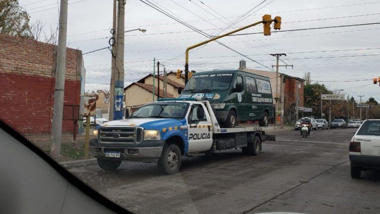 Encontraron la camioneta de la Federación de Veteranos de Guerra de Argentina que presuntamente había sido robada.