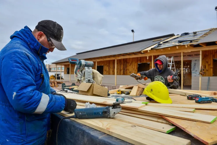 Neuquén registra 30 puestos de trabajo registrados en la construcción por cada 1.000 habitantes.