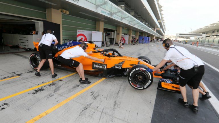 McLaren tom&oacute; la decisi&oacute;n de aislar a su personal en la f&aacute;brica de Woking. Una medida para adaptarse a las nuevas restricciones por el coronavirus.