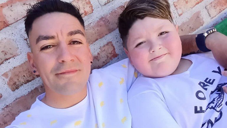 Thiago junto a su papá Alesio.