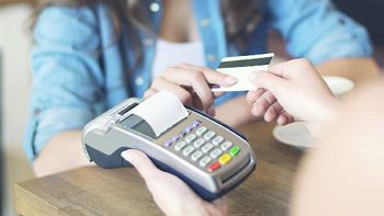 Cada vez se rechazan más tarjetas de crédito por pasar el límite