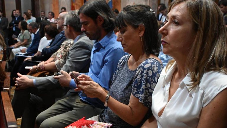 Legisladores del Frente de Izquierda se opusieron a la designación de autoridades. Foto Télam. Legisladores del Frente de Izquierda se opusieron a la designación de autoridades. Foto Télam.