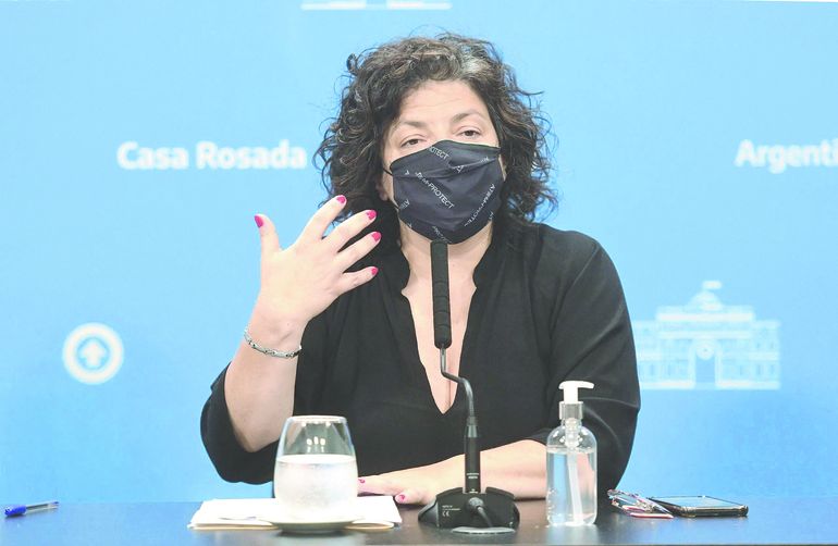La ministra de Salud de la Nación, Carla Vizzotti, preside el Cofesa e informó sobre la nuevas formas de informar los partes de COVID.