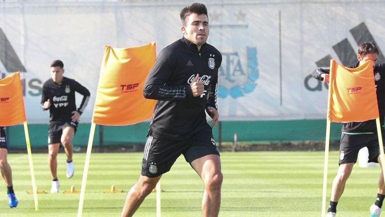 El camino a Qatar inicia con el Huevo Acuña como titular