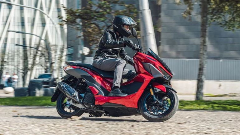 SYM Jet X. SYM Jet X.