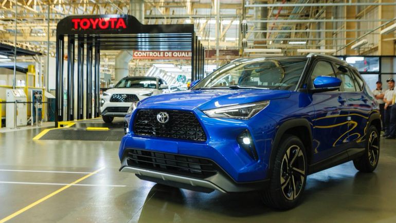 La imagen del Toyota Yaris Cross en el inicio de la producción en la planta brasileña de Sorocaba.