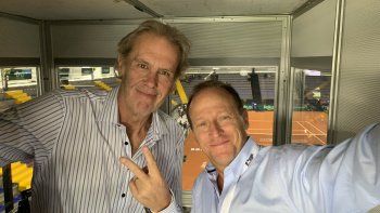 El señor Juegos Olímpicos Bonadeo y un comentarista que no da la talla. El señor Juegos Olímpicos Bonadeo y un comentarista que no da la talla.