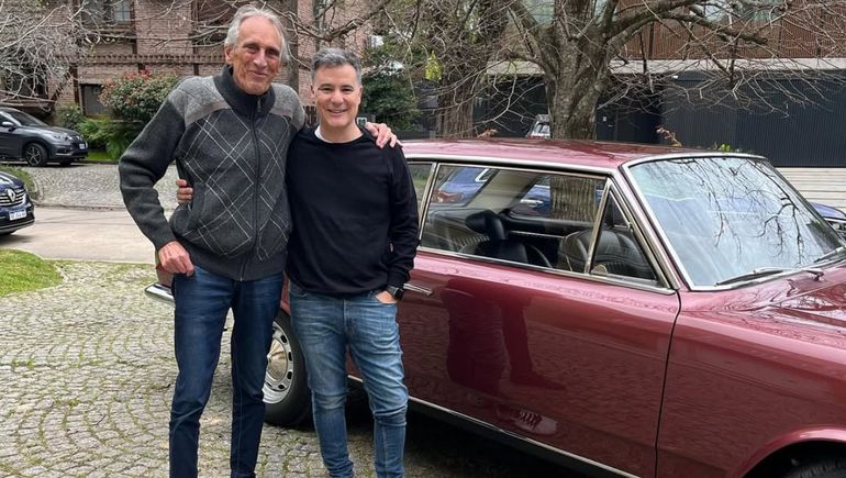 Pablo Sibilla junto con Juan María Traverso, y el Torino. Foto: Instagram @pablosibilla.ok. Pablo Sibilla junto con Juan María Traverso, y el Torino. Foto: Instagram @pablosibilla.ok.