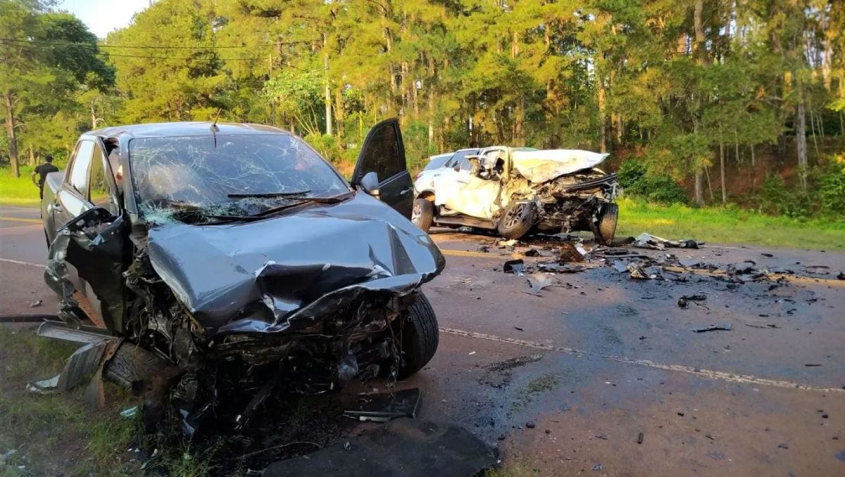 Funcionaria brasileña y su hijita se matan en la ruta