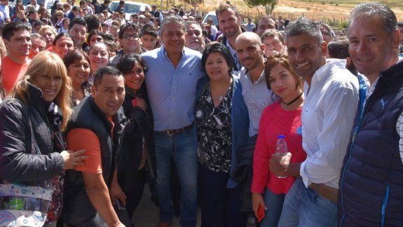 El hermano del ex gobernador acompañó al vice en Zapala.