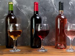 Vinos de Comité: Cuando el Marketing Ahoga el Sabor y Pierde la Personalidad. Vinos de Comité: Cuando el Marketing Ahoga el Sabor y Pierde la Personalidad.