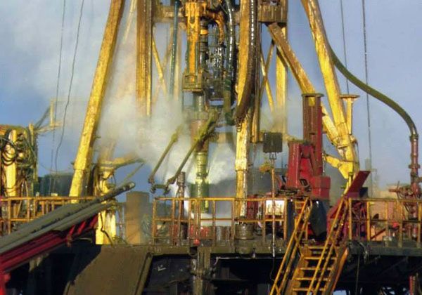 Lograron controlar la fuga de gas en un pozo de shale oil que opera YPF en Loma Campana