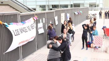 El profesor de música del Jardín 31 fue condenado a 18 años de cárcel efectiva luego de que un jurado popular lo declaró responsable de 12 hechos. El profesor de música del Jardín 31 fue condenado a 18 años de cárcel efectiva luego de que un jurado popular lo declaró responsable de 12 hechos.