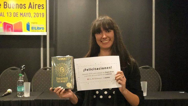Joven neuquina ganó un premio en la Feria Internacional del Libro de Buenos Aires