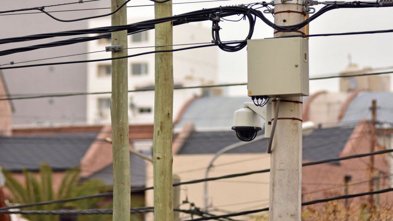 Las cámaras hoy son monitoreadas por la provincia. Se necesita un acuerdo para que el Municipio pueda incorporar 36 más a las que ya existen.