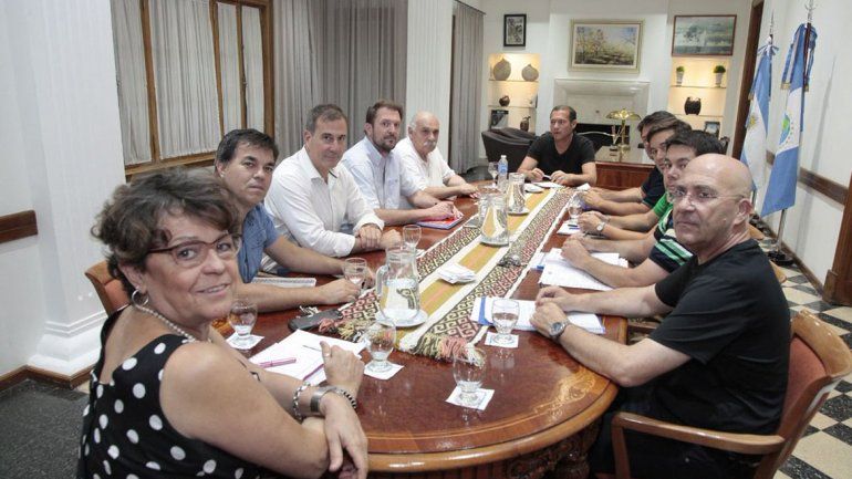 Gutiérrez preside una reunión de Gabinete para definir lineamientos