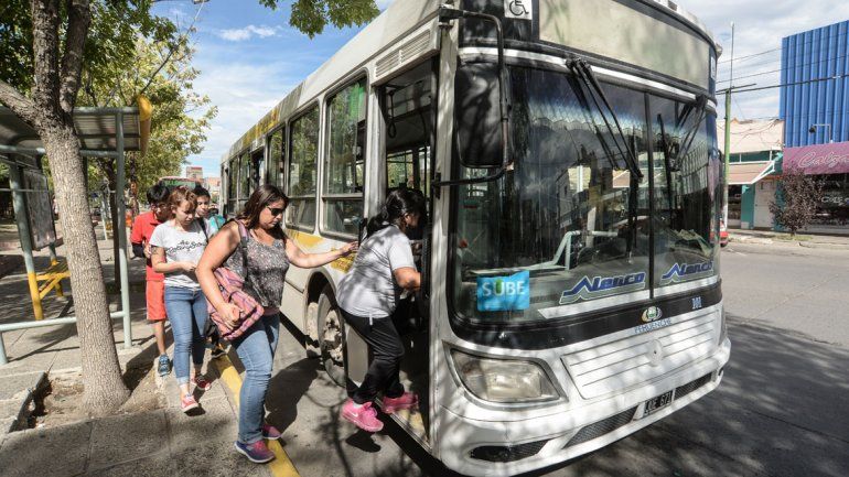 El Concejo bochó la cláusula gatillo del transporte público