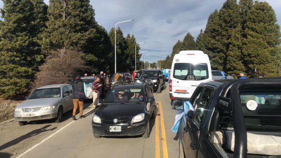 Bariloche: el sector turístico reclamó por la vuelta de los vuelos
