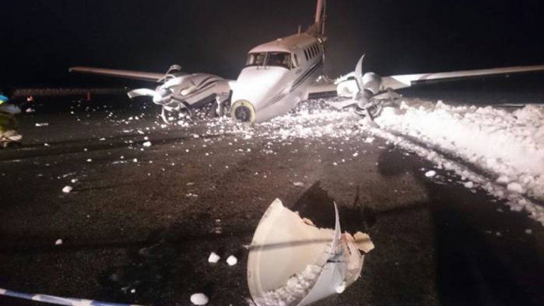 Susto: un avión que despegó de Neuquén se despistó cuando intentaba aterrizar en Bariloche