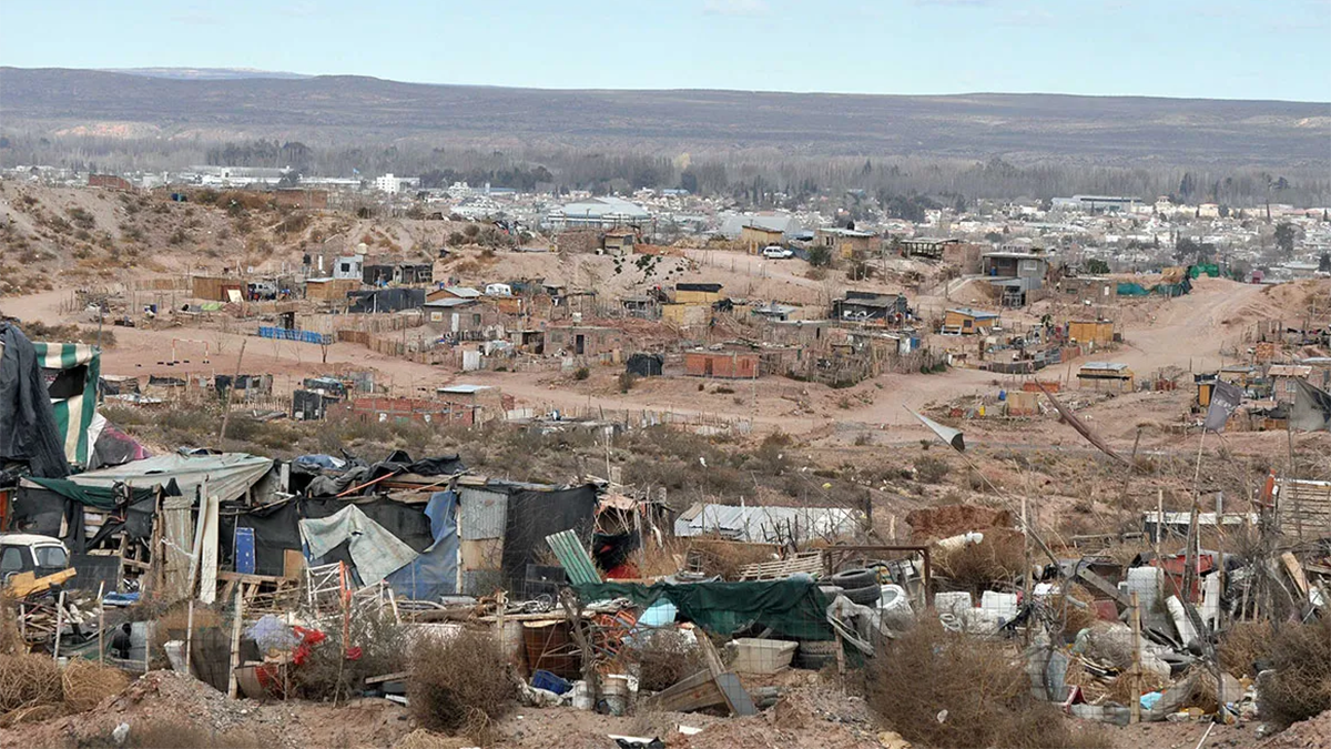 Neuquén llegó a 127 mil pobres y 30 mil indigentes en el primer semestre de  2021