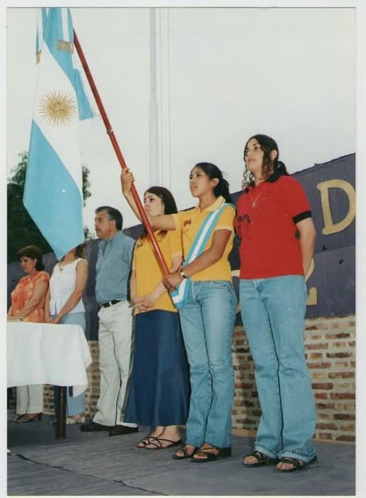 María Fernanda, abanderada. María Fernanda, abanderada.