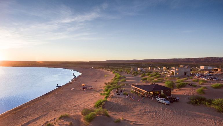 Raid de robos en siete casas del Complejo Chocón Medio: ¿Entraron por el lago?