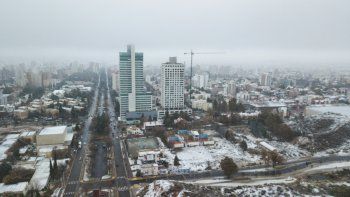 Viene más nieve, y esta vez puede caer algo en la ciudad de Neuquén. Viene más nieve, y esta vez puede caer algo en la ciudad de Neuquén.