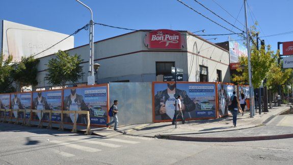 El lugar fue cerrado y se mantiene la fachada original. Por dentro será reconstruido completamente.