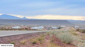 Ataque a tiros a tres jóvenes a bordo de un auto: cómo y dónde se inició el conflicto antes de los balazos | LM Neuquen Ataque a tiros a tres jóvenes a bordo de un auto: cómo y dónde se inició el conflicto antes de los balazos