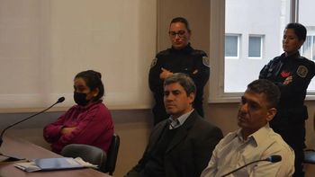 entrego a sus hijas para que fueran abusadas a cambio de comida y dinero entrego a sus hijas para que fueran abusadas a cambio de comida y dinero