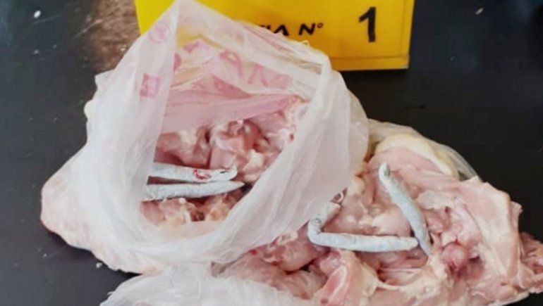 Quisieron pasar marihuana en un puchero en la U11