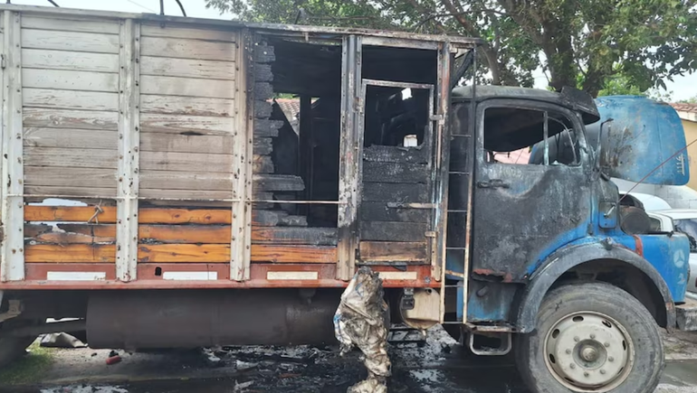 La Justicia investiga cómo se produjo el incendio que terminó con la vida del menor.