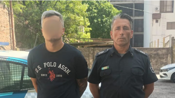 Un Policía mató a un joven a tiros creyendo que le iba a robar. Un Policía mató a un joven a tiros creyendo que le iba a robar.