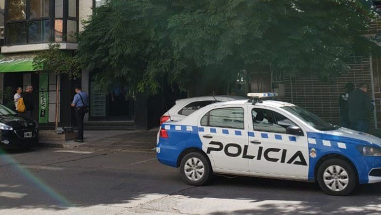 Raid delictivo en un edificio céntrico: robaron tres oficinas