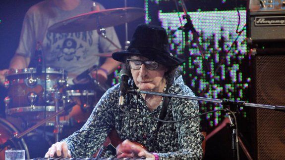 El baterista Fernando Samalea mostró imágenes del músico tocando en estudio&nbsp;
