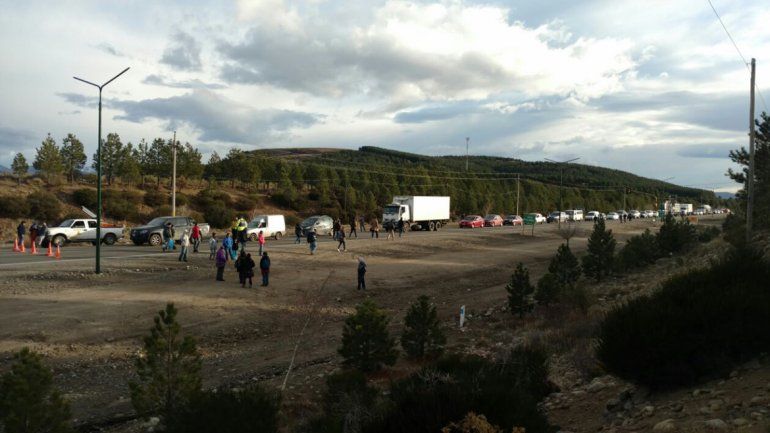 Desocupados levantaron el corte en Ruta 40 en Junín de los Andes
