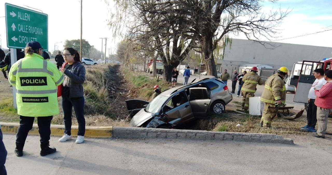 Dolor por la muerte del vecino que cayó al canal con su auto