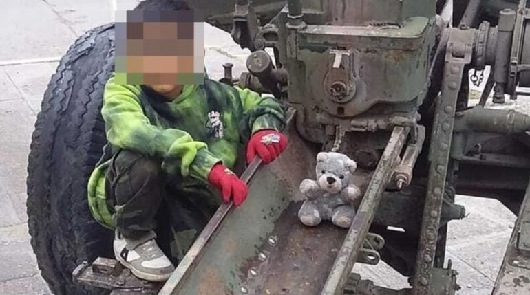 Chubut: Milo y Teddy, su osito de peluche perdido en Comodoro Rivadavia. Chubut: Milo y Teddy, su osito de peluche perdido en Comodoro Rivadavia.