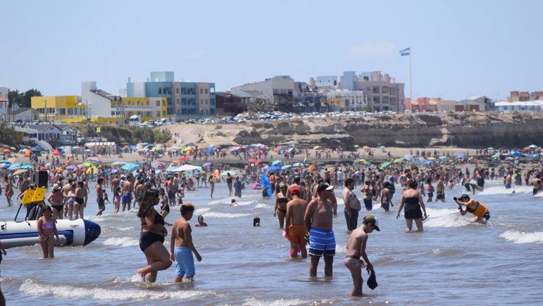 Con el calor, Las Grutas tuvo un finde al 100%