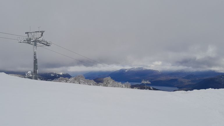 Llegó la nieve: Chapelco y Bayo ya tienen fecha de apertura de las pistas de esquí