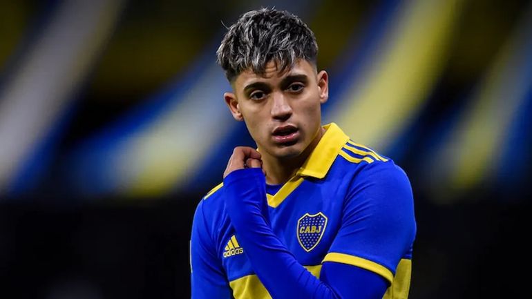 Exequiel Zeballos con la camiseta de Boca Exequiel Zeballos con la camiseta de Boca