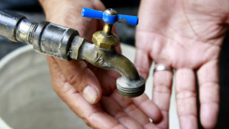 Advierten que una ciudad de la cordillera tendrá problemas con el agua potable | LM Neuquen Advierten que una ciudad de la cordillera tendrá problemas con el agua potable