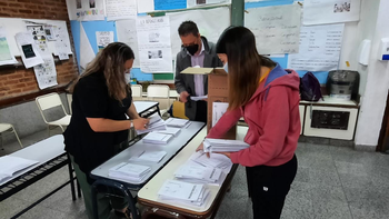 escrutinio votos escuela neuquen